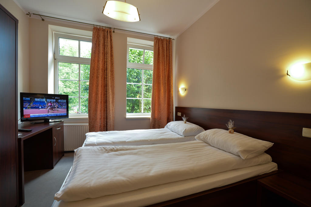 غيجيتسكو Hotel Cesarski - Kaiserhof الغرفة الصورة